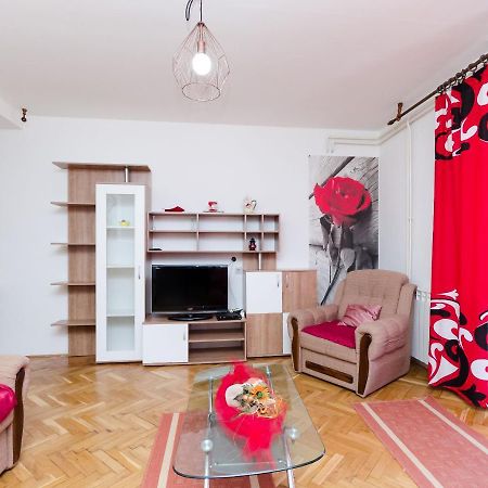 Apartments Vesna Kampor Екстериор снимка
