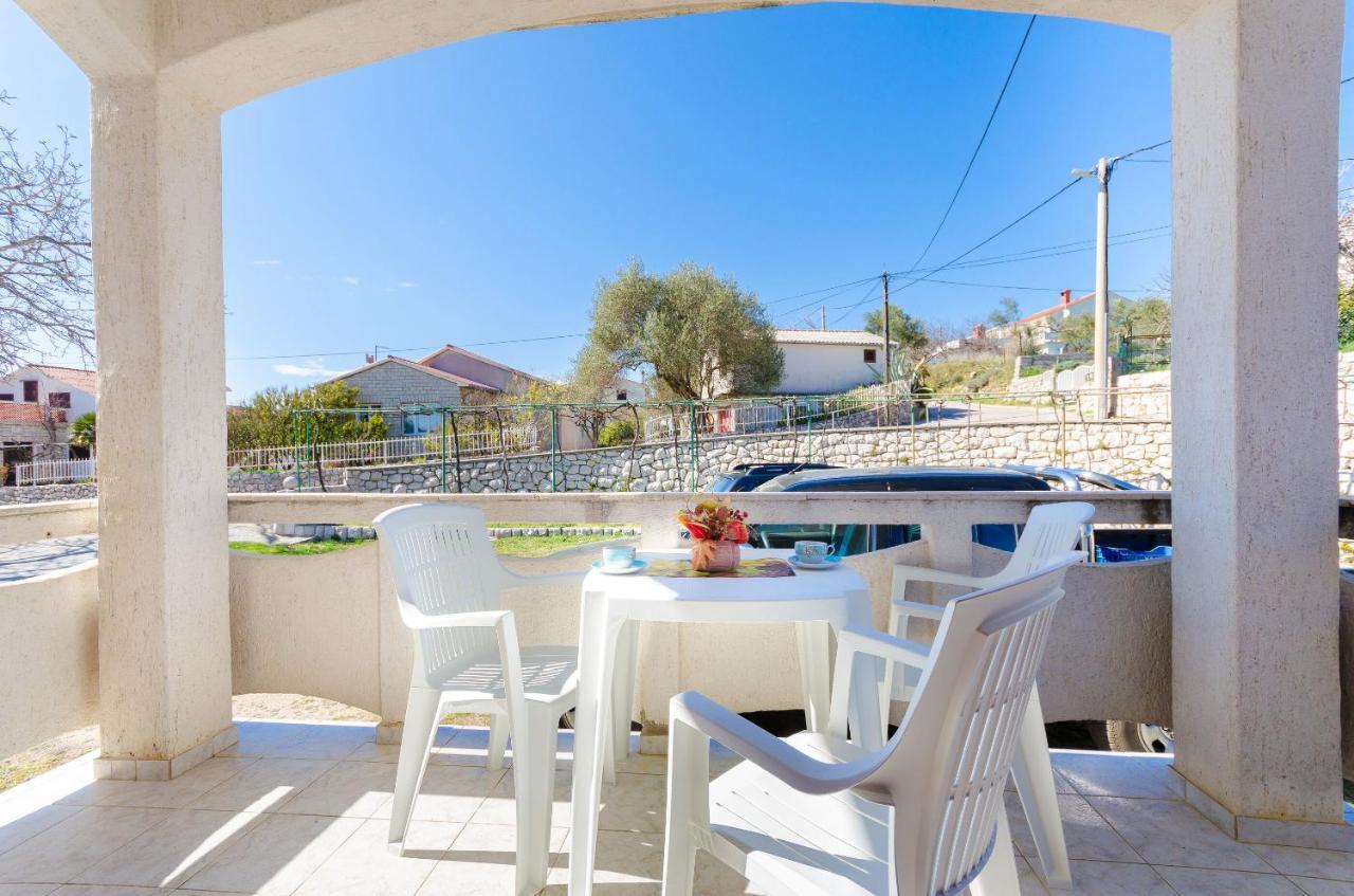 Apartments Vesna Kampor Екстериор снимка