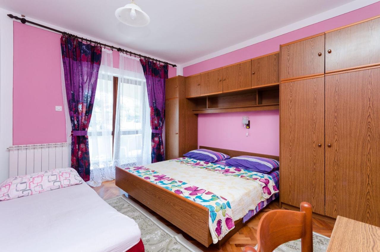 Apartments Vesna Kampor Екстериор снимка