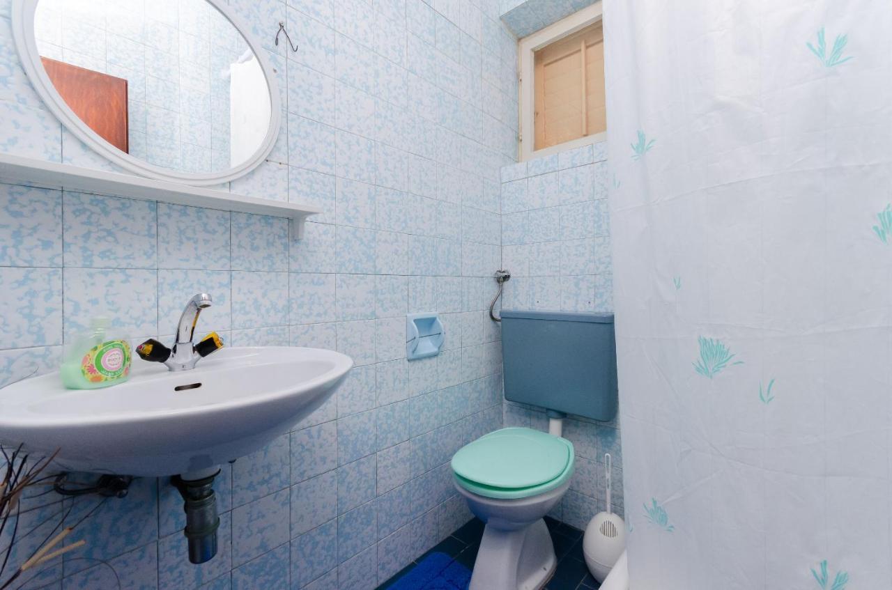 Apartments Vesna Kampor Екстериор снимка